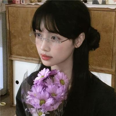 花圃里的蝴蝶